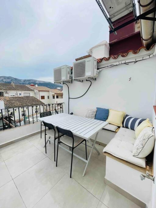 Attic Apartment In Old Town Denia Kültér fotó